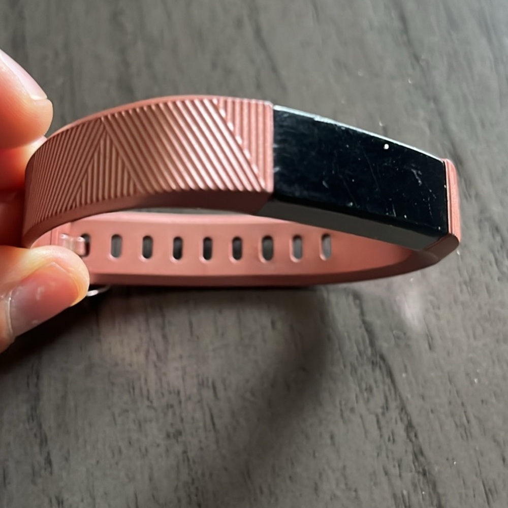 Rose Gold Fitbit Alta